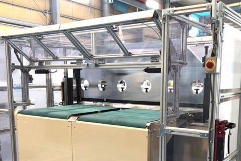 Chipless cutting machine